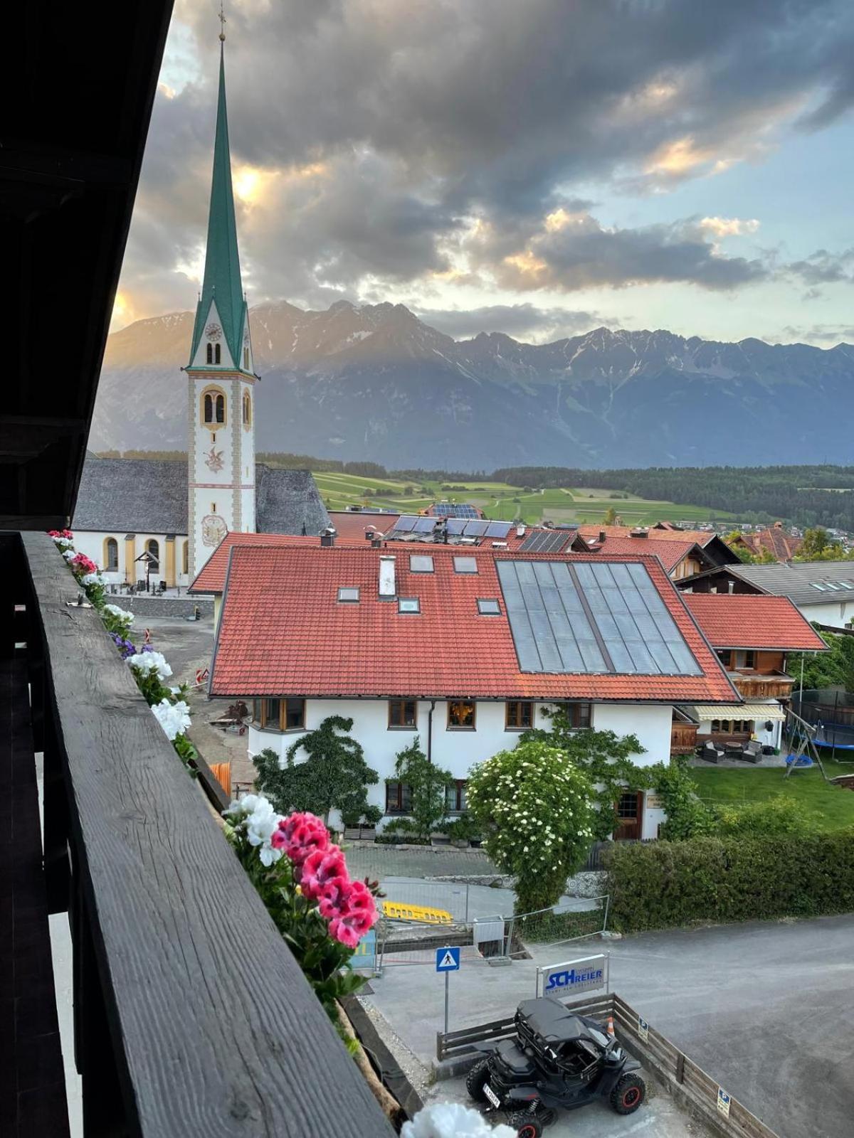Suite Mutters Innsbruck Extérieur photo